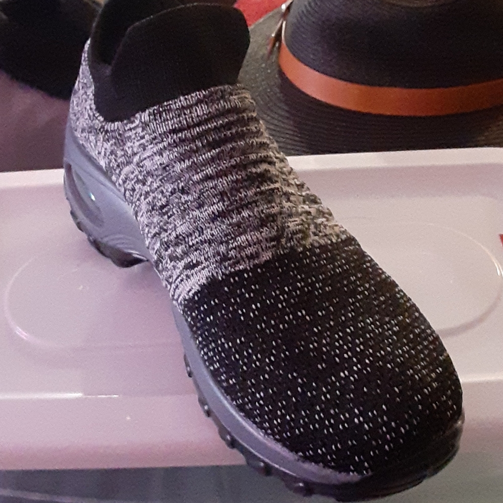 Shoes - Picture 3 of 3
